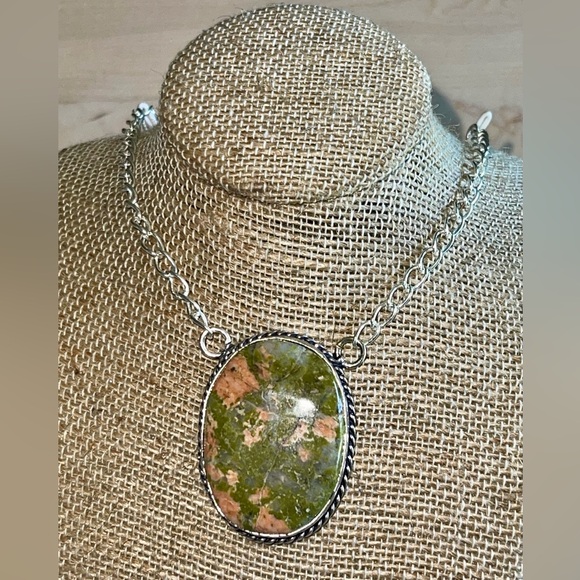 Unakite Jasper Pendant Necklace - Picture 10 of 13